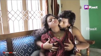 Indian curvy MILFs amazing sex video 
